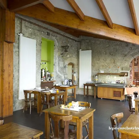 Domaine Le Prieure 3*