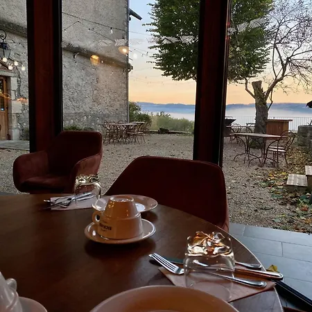 Domaine Le Prieuré Hotel 3*