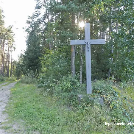 Domaine Le Prieuré 3* Chaumont-le-Bourg