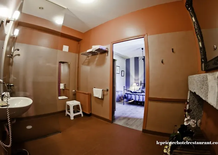 Domaine Le Prieure 3* Chaumont-le-Bourg