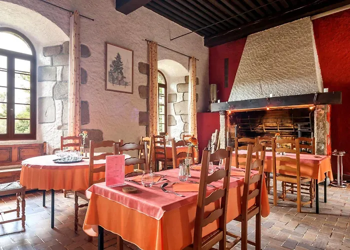 Domaine Le Prieure 3* Chaumont-le-Bourg